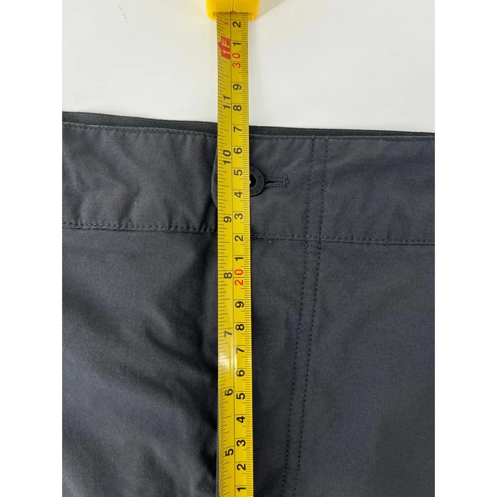 The North Face Mens‎ Gray Outdoor Performance Hiking Shorts Size 40 Regular